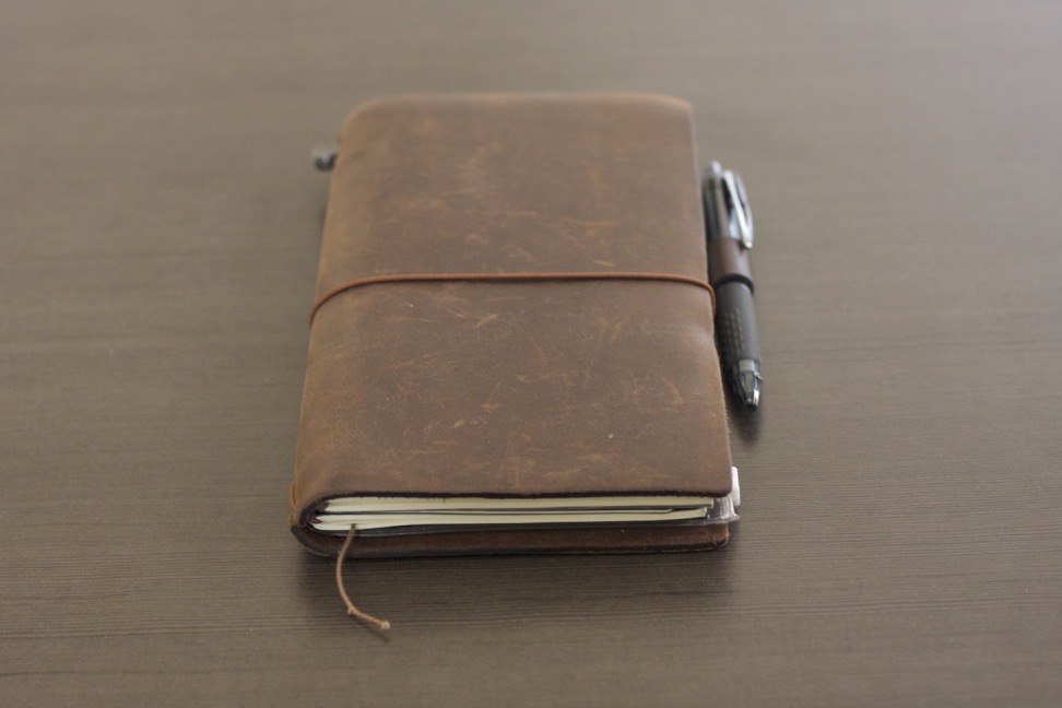 brown-midori-traveler-notebook