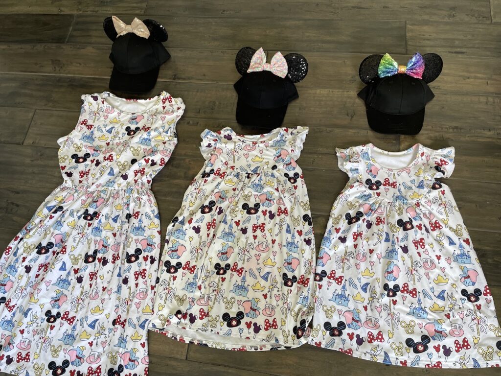 Disneyland travel day outfits